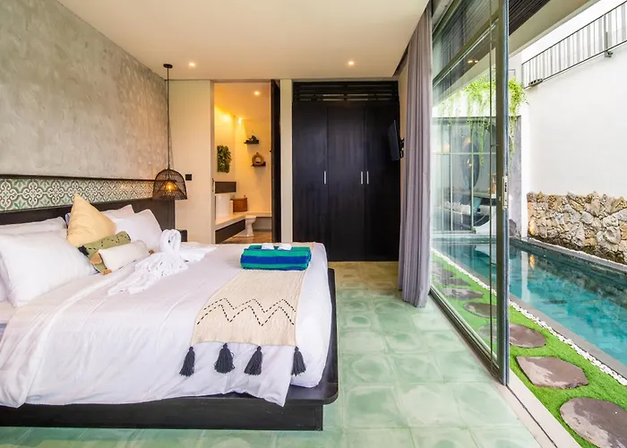 Rooftop Art Villa *