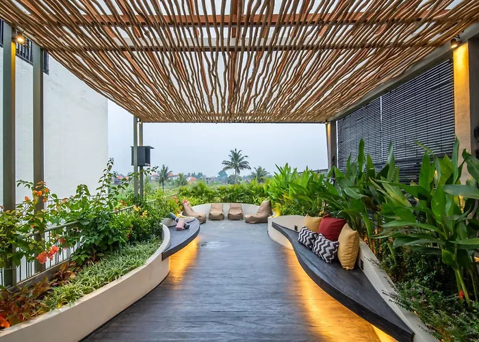 Villa Rooftop Art *