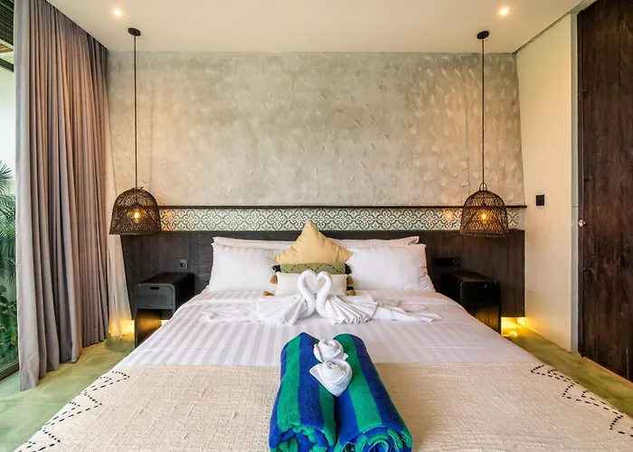 Rooftop Art Villa Ubud (Bali)