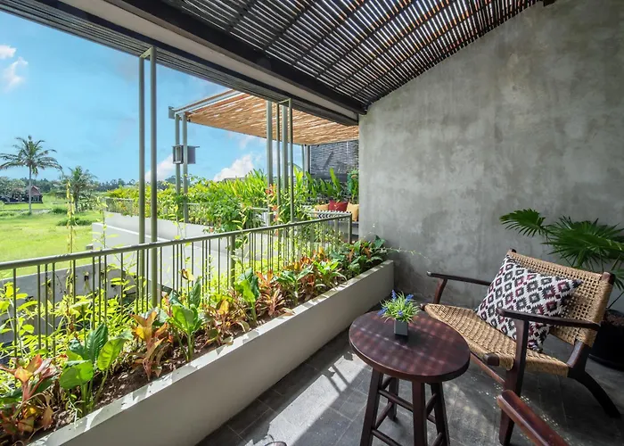 Villa Rooftop Art *